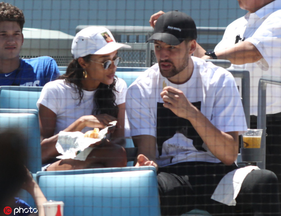 斯维拉尔：不意外我们目前排名榜首，但不该过早关注积分榜（斯维拉尔：领跑并不意外，但现在还不必看积分榜）