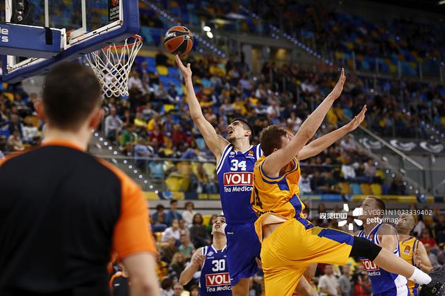 英媒：赖斯、萨利巴、特罗萨德均缺席合练，能否参加欧冠成疑（英媒称赖斯、萨利巴、特罗萨德未参加合练，欧冠出场成疑）