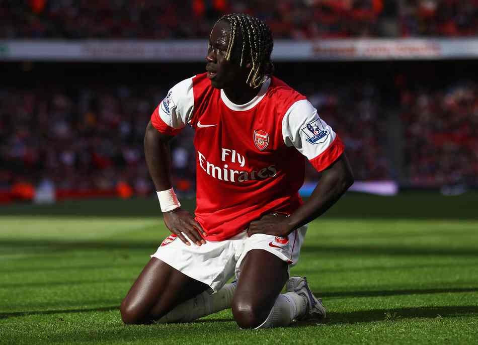 中国龙之队11周年球迷大会圆满举行 共赴山城之约（中国龙之队11周年球迷盛会圆满落幕 相约山城共庆）