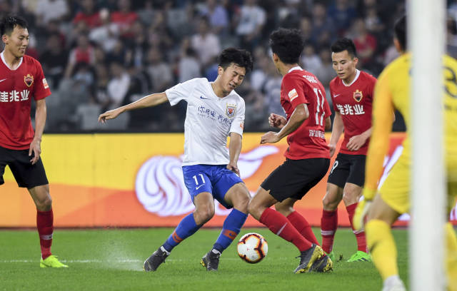 广东大赢江苏，却打出耻辱数据！三外援一项命中率为0，争冠难了（广东大胜江苏却交出尴尬数据：三外援某项命中率挂零，争冠前景蒙阴影）