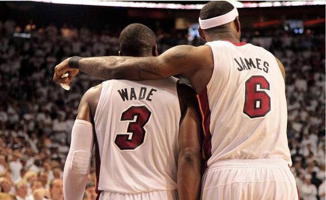 官方：本轮港超联赛延期进行，中国香港各代表队将臂缠黑纱出战（官方通报：港超本轮推迟，中国香港各代表队将佩戴黑纱参赛）