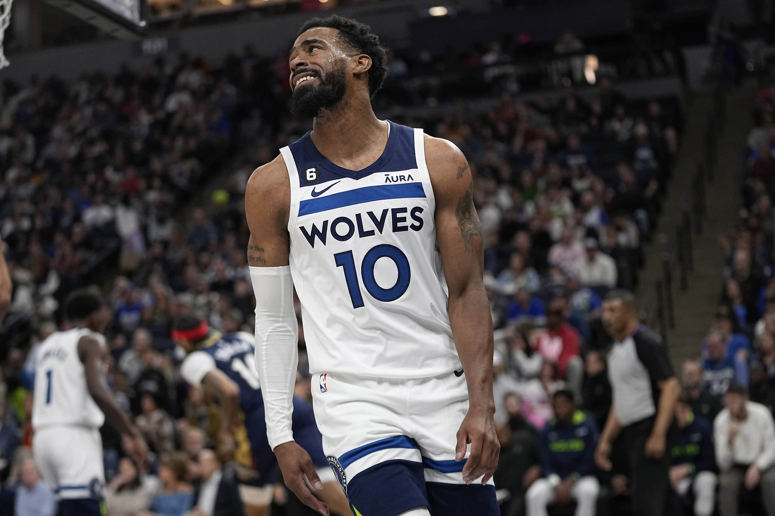 英超前瞻：利物浦4战不败状态回升，布莱顿获誉英超绝杀王（英超前瞻：利物浦近4场不败状态回暖，布莱顿获封绝杀之王）