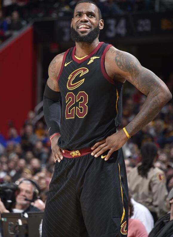 周定洋：我们全力想要赢得比赛，虽然只拿了1分但也满意（周定洋：拼尽全力争胜，虽仅取1分仍感满意）