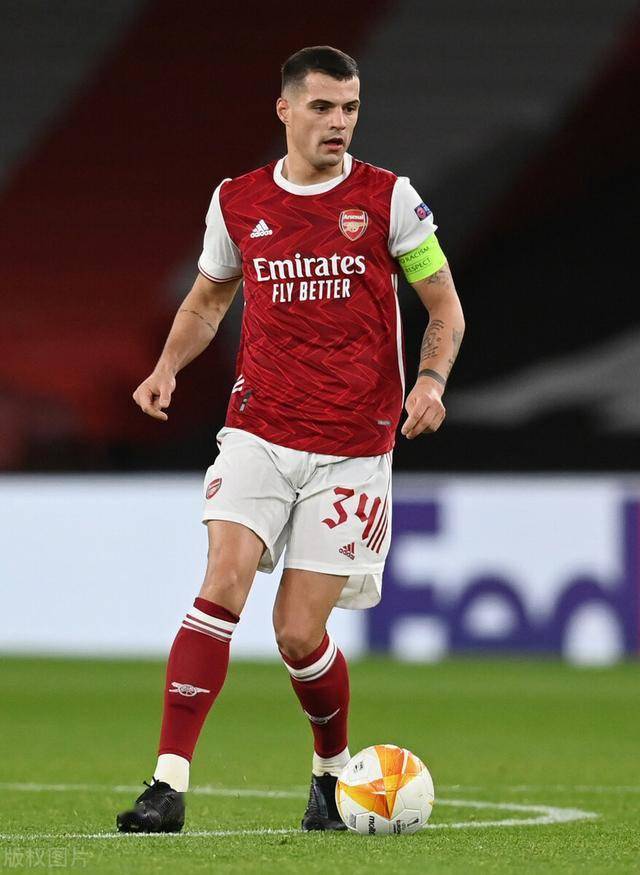 卡佩罗：卡拉菲奥里很像拉莫斯，我希望看到他在国家队踢后腰（卡佩罗称卡拉菲奥里颇似拉莫斯：盼其在国家队改打后腰）