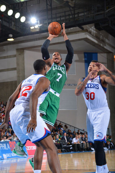 每体：20年前瓜迪奥拉就曾经说过，梅西会帮助阿根廷重夺世界杯（每体：瓜迪奥拉早在20年前就预言梅西会带阿根廷重夺世界杯）